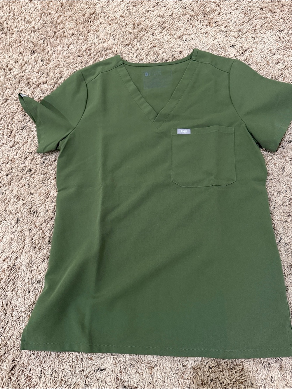 Figs Set- OLIVE GREEN- XS Catarina Top/XS-PETITE Zamora Bottoms - Picture 2 of 9